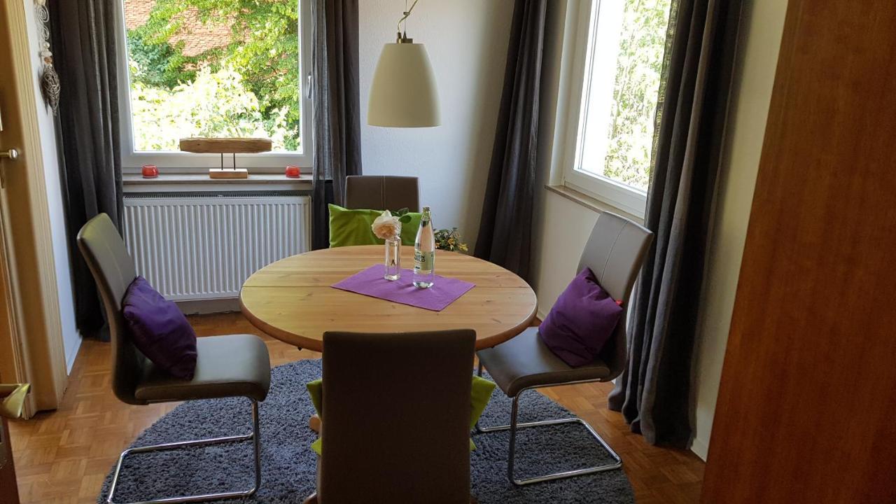 Stadtnahe Wohnung Mit Kl.Balkon Und Parkplatz Oldenburg Exterior photo